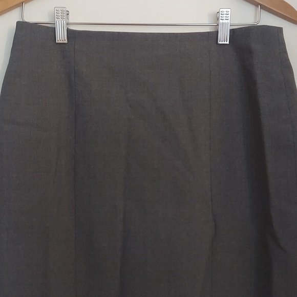 Ann Taylor suit skirt, wool blend,  size 10, gray - Picture 6 of 10